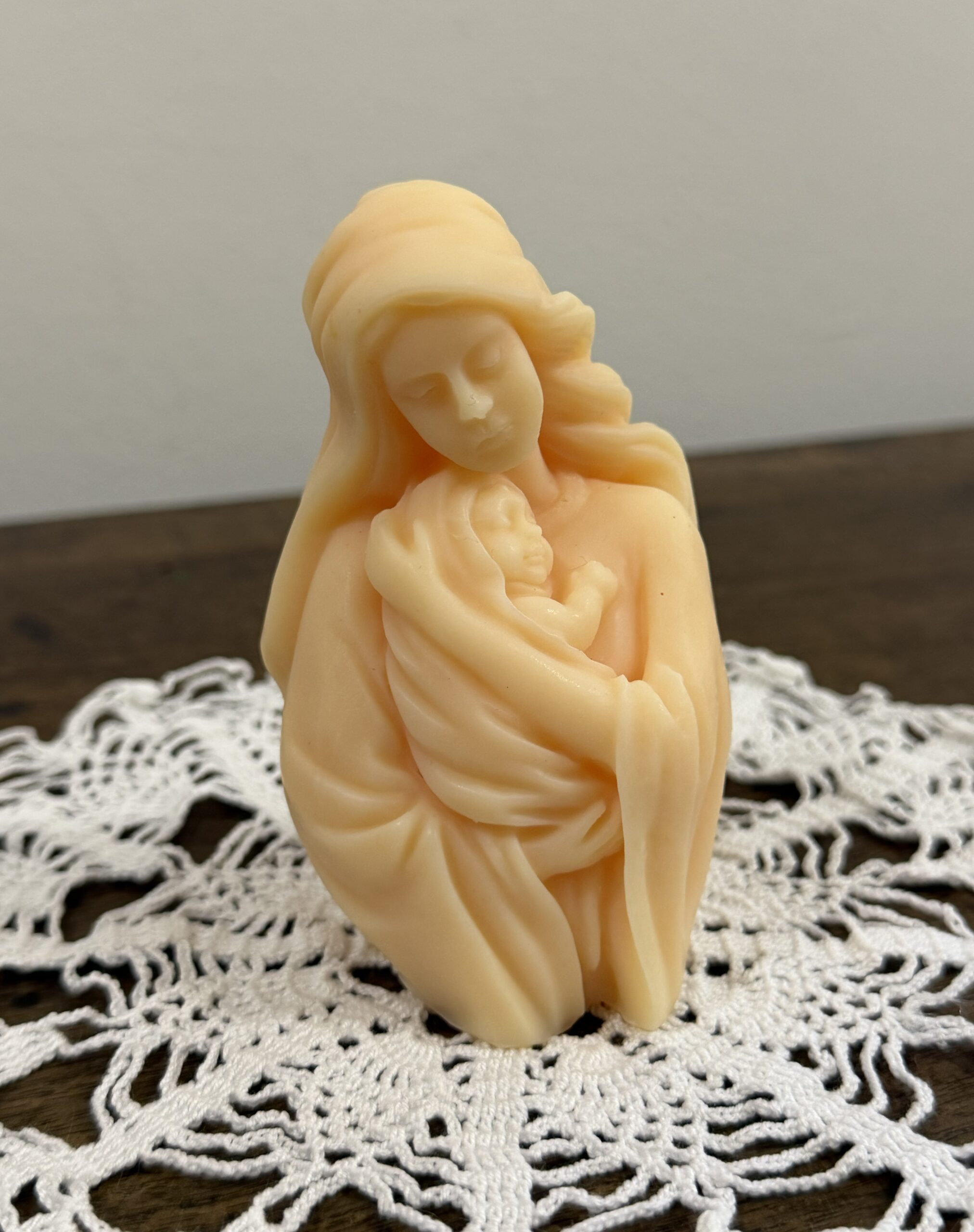 MADONNA CON BAMBINO